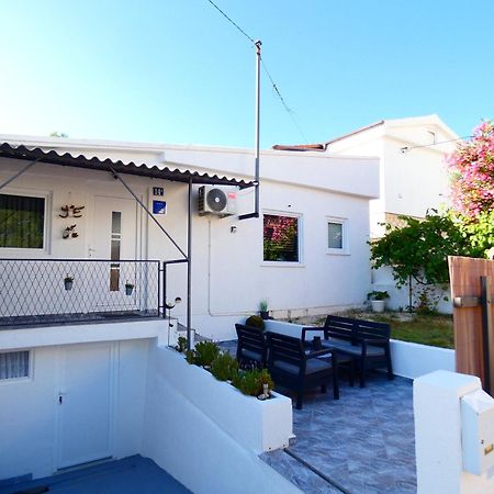 Holiday House Sia Ясенице Экстерьер фото