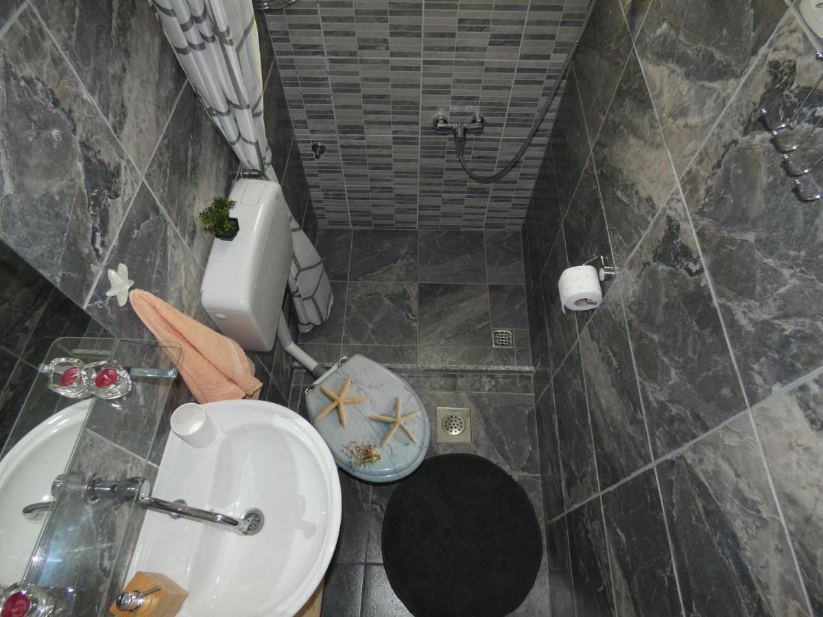 Holiday House Sia Ясенице Экстерьер фото