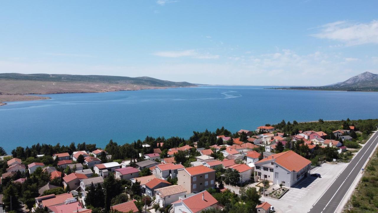 Holiday House Sia Ясенице Экстерьер фото